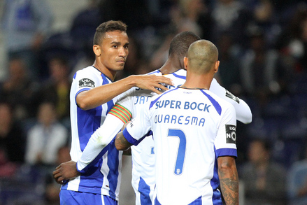 FC Porto v Penafiel Liga NOS J34 2014/15