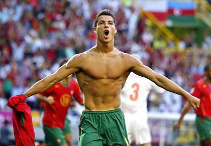Cristiano Ronaldo (POR)