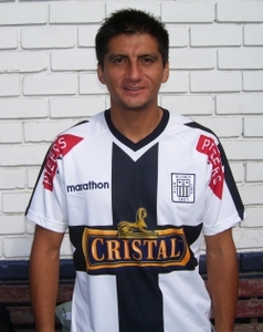 Jesús Cisneros (PER)
